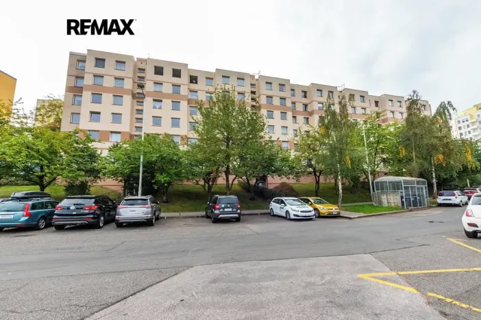 Prodej bytu 3+1, Praha - Modřany, Platónova, 74 m2