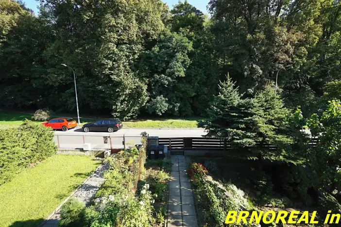 Prodej podílu rodinného domu, Brno, Šmejkalova, 195 m2