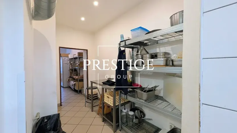 Pronájem restaurace, Praha - Holešovice, Komunardů, 46 m2