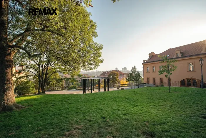 Prodej bytu 2+kk, Praha - Vršovice, 28. pluku, 51 m2