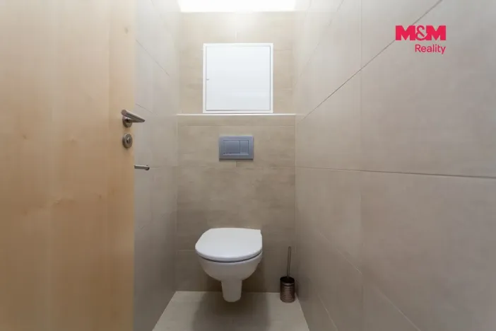 Pronájem bytu 1+kk, Plzeň - Litice, Vysoká, 38 m2