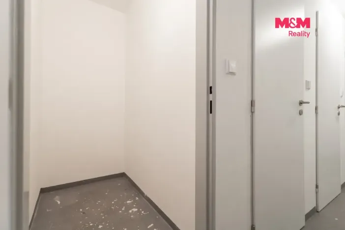 Pronájem bytu 1+kk, Plzeň - Litice, Vysoká, 38 m2