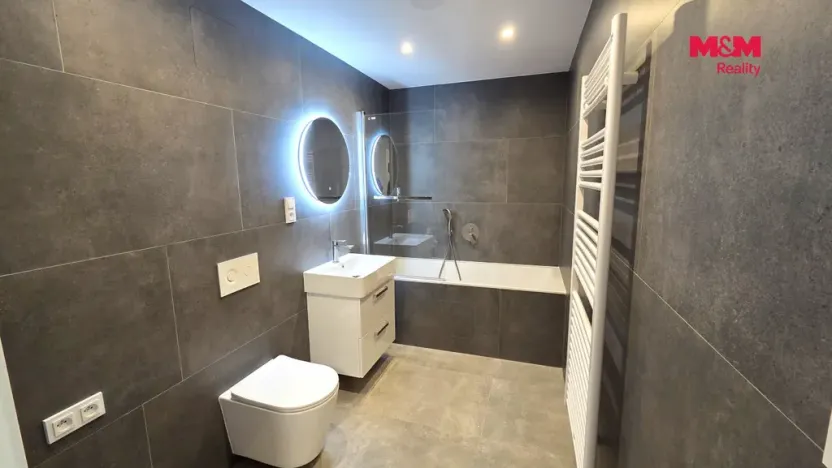 Pronájem bytu 2+kk, Kladno, Engerth, 61 m2