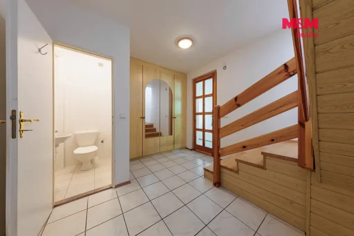 Prodej rodinného domu, Karlovy Vary - Hůrky, 250 m2