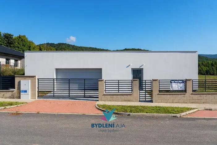 Prodej rodinného domu, Dubí, V Aleji, 206 m2