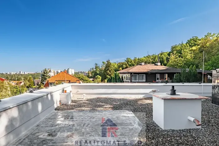 Prodej rodinného domu, Praha - Komořany, Pod lesem, 325 m2