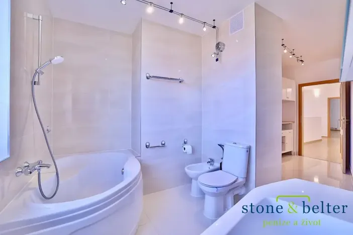 Pronájem bytu 5+kk, Praha - Stodůlky, Petržílkova, 147 m2