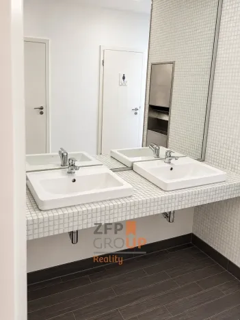 Pronájem kanceláře, Praha - Zbraslav, K Radotínu, 76 m2