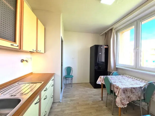 Pronájem bytu 1+1, Hrušovany u Brna, Sídliště, 35 m2