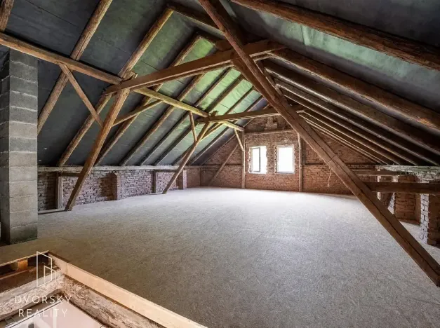 Prodej vícegeneračního domu, Žeretice, 320 m2