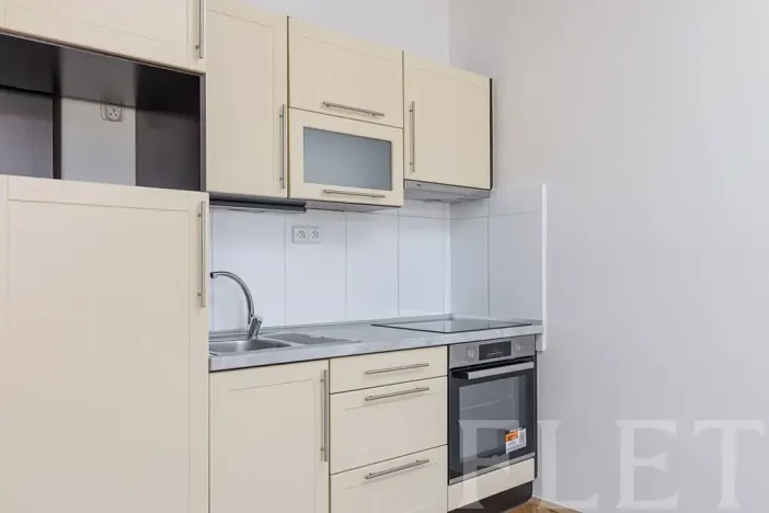 Pronájem bytu 2+kk, Praha - Nusle, Oldřichova, 50 m2