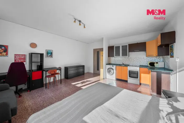Prodej bytu 1+kk, Ústí nad Labem - Bukov, Dukelských hrdinů, 30 m2