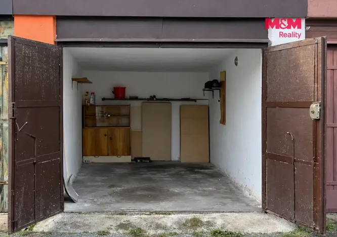 Prodej garáže, Praha, Přetlucká, 17 m2