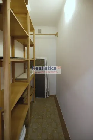 Pronájem bytu 3+1, Plzeň, Pod Záhorskem, 77 m2