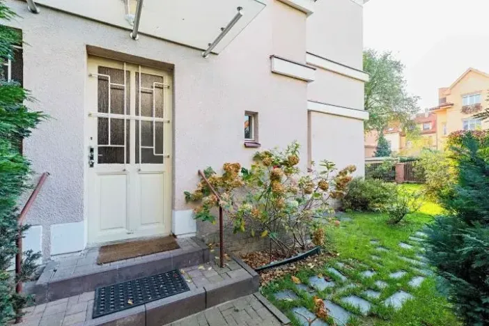 Pronájem rodinného domu, Praha - Dejvice, Hermelínská, 230 m2