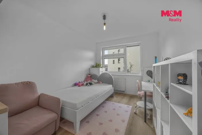 Prodej bytu 4+kk, Praha - Uhříněves, Jindřicha Bubeníčka, 76 m2