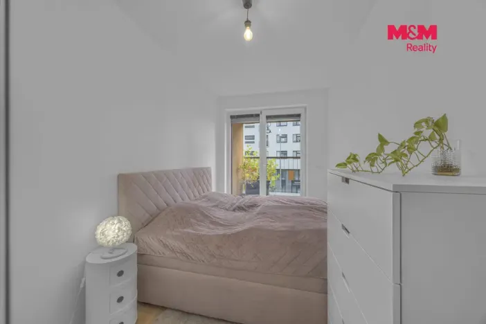 Prodej bytu 4+kk, Praha - Uhříněves, Jindřicha Bubeníčka, 76 m2