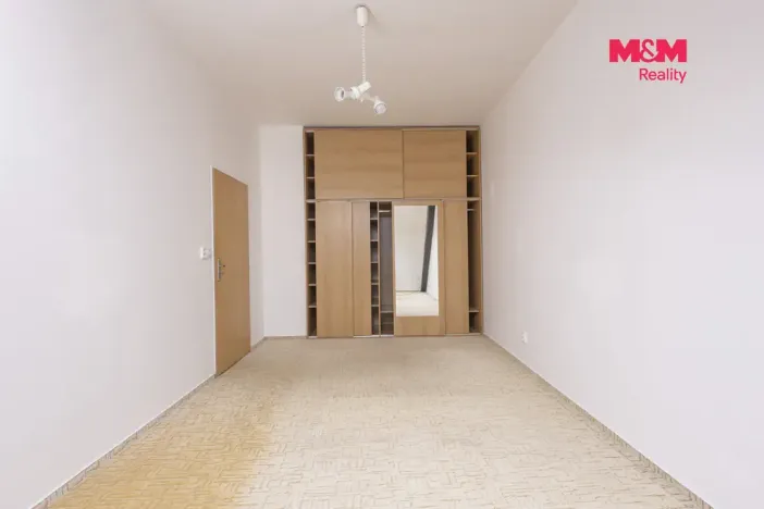 Pronájem bytu 3+1, Nový Bor, Tržní náměstí, 108 m2