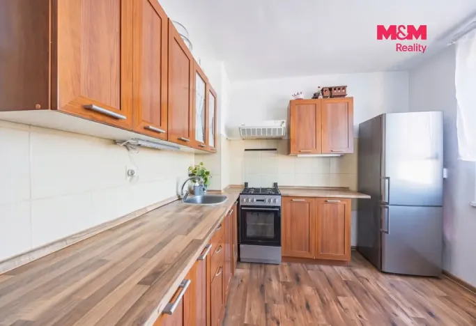 Prodej bytu 3+1, Chrudim - Chrudim III, Fibichova, 74 m2