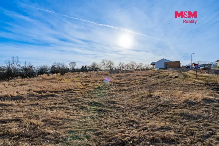 Prodej pozemku pro bydlení, Štěkeň, Luční, 2169 m2