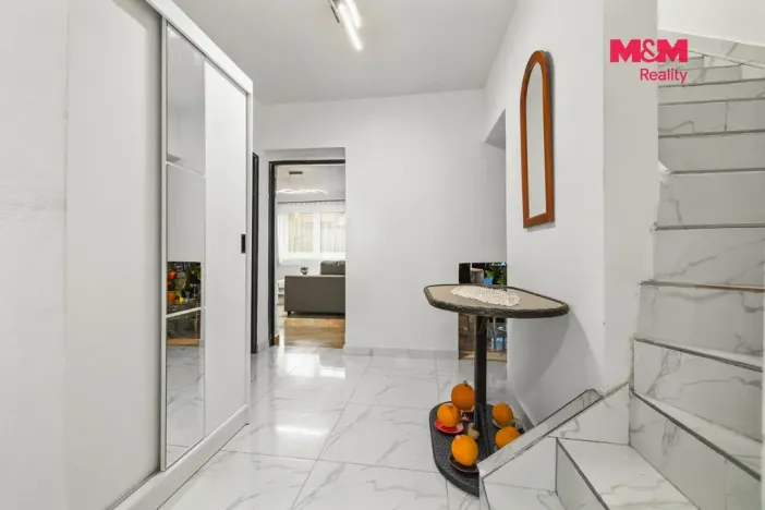 Prodej rodinného domu, Rožďalovice, Spojovací, 257 m2