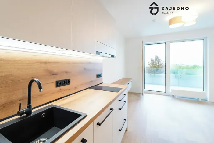 Pronájem bytu 1+kk, Brno, třída Generála Píky, 35 m2