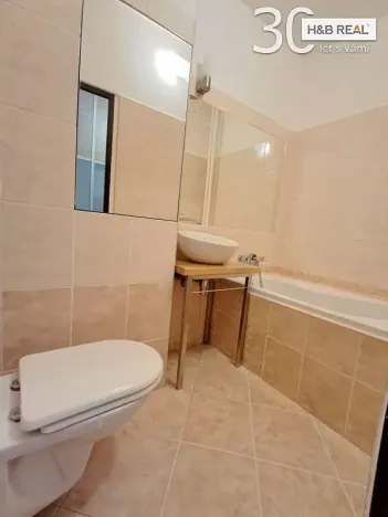Pronájem bytu 2+1, Vsetín, Jasenická, 52 m2