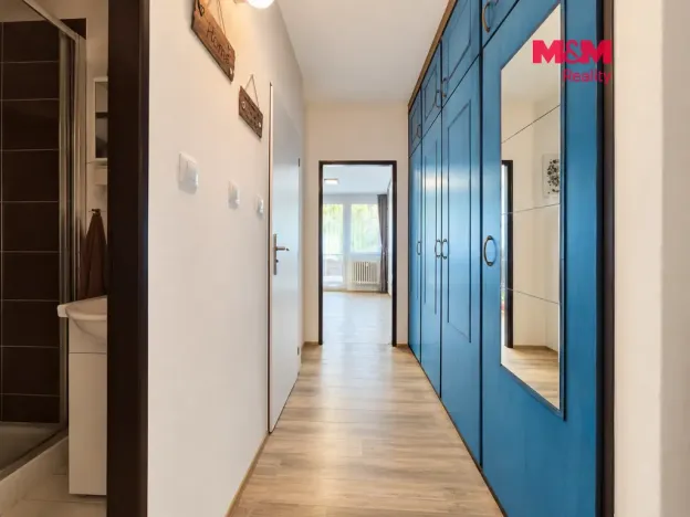 Prodej bytu 2+1, Čelákovice, náměstí 5. května, 57 m2
