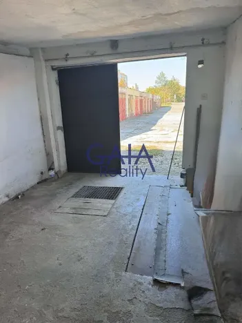 Prodej garáže, Hodonín, Družstevní čtvrť, 20 m2
