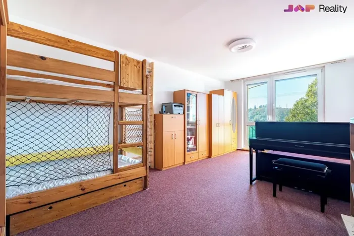 Prodej bytu 2+1, Třebíč, Zahraničního odboje, 55 m2