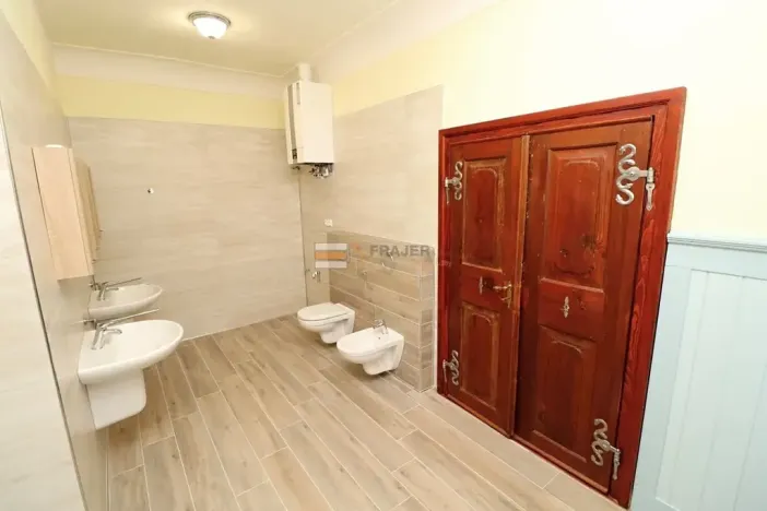Pronájem bytu 1+1, Uhlířské Janovice, Václavské náměstí, 55 m2
