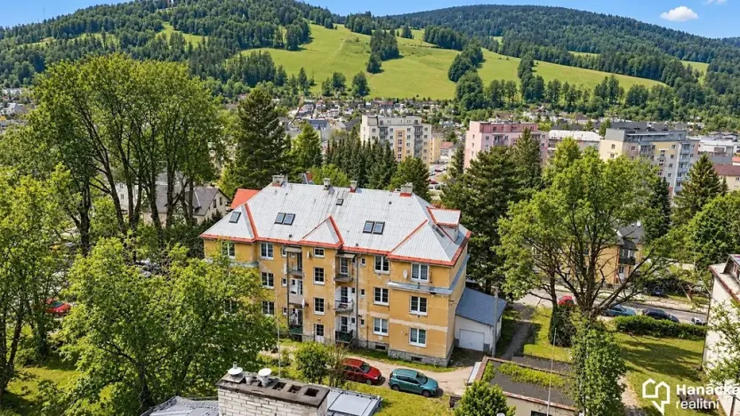 Prodej garáže, Jeseník, Husova, 20 m2