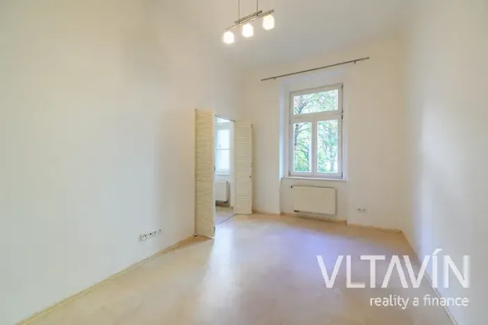 Pronájem bytu 2+kk, Praha - Bubeneč, U studánky, 57 m2