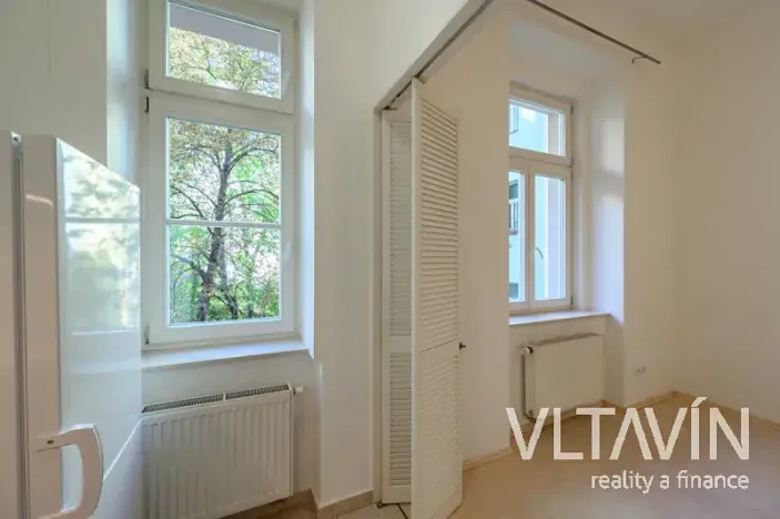Pronájem bytu 2+kk, Praha - Bubeneč, U studánky, 57 m2