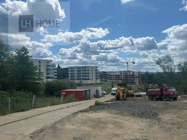 Prodej komerčního pozemku, Karlovy Vary, 7500 m2