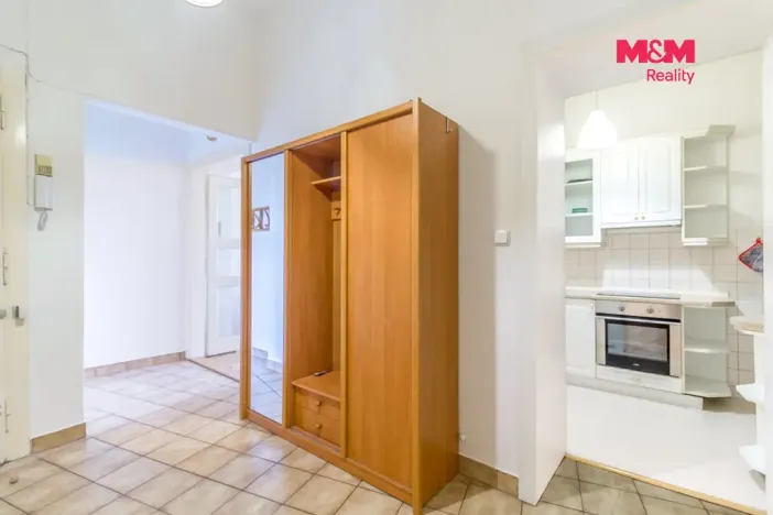 Pronájem bytu 2+1, Praha - Dejvice, Svatovítská, 60 m2