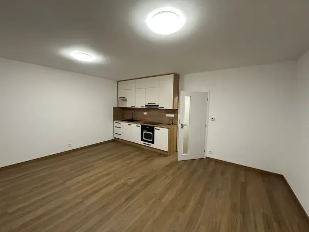 Pronájem bytu 1+kk, 34 m², U Cihláře, Havlíčkův Brod