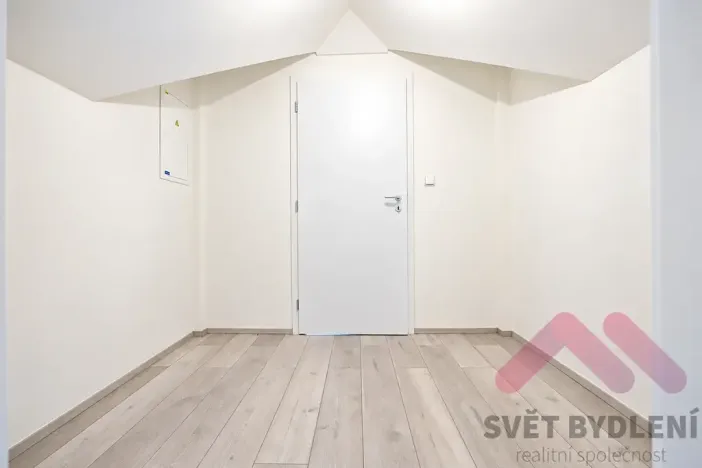 Pronájem bytu 2+kk, Praha - Zbraslav, Žitavského, 58 m2