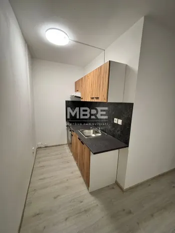 Pronájem bytu 2+kk, Žatec, Dr. Václava Kůrky, 39 m2