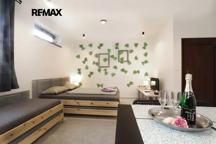 Prodej ubytování, Veselí nad Moravou, Národních mučedníků, 330 m2