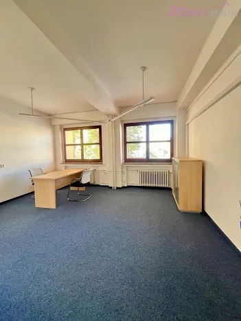 Pronájem kanceláře, Uherské Hradiště, Tř. Maršála Malinovského, 43 m2