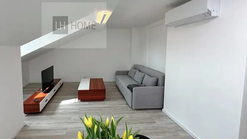Pronájem bytu 2+kk, Karlovy Vary, 86 m2