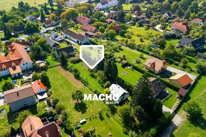 Prodej pozemku pro bydlení, Mníšek pod Brdy, Stříbrná Lhota, 2013 m2