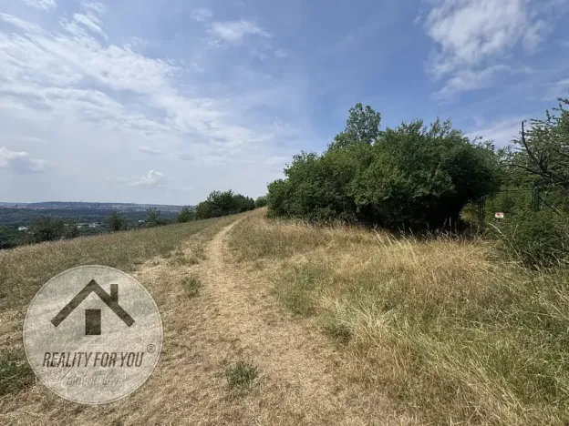 Pronájem zahrady, Praha - Troja, Nad Trojou, 1000 m2