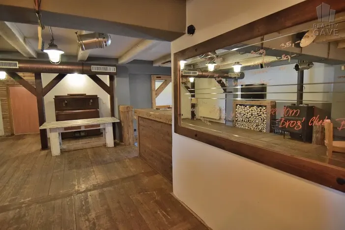 Pronájem restaurace, Čisovice, 181 m2