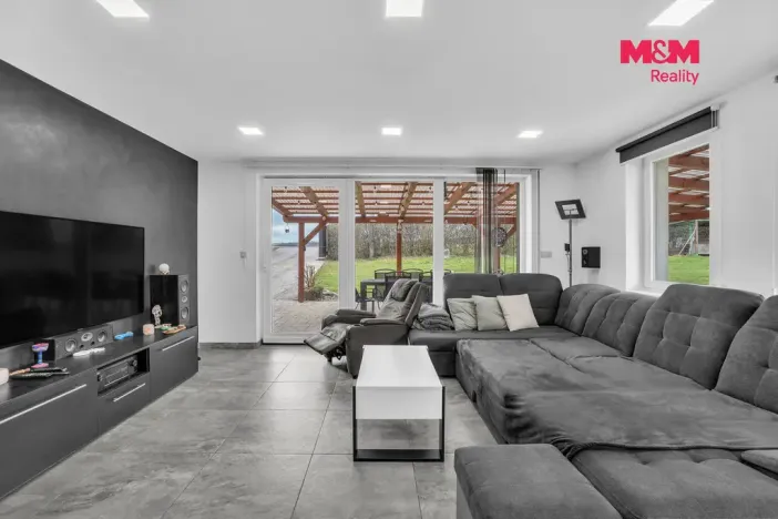 Prodej rodinného domu, Podhradí - Čejkovice, 225 m2