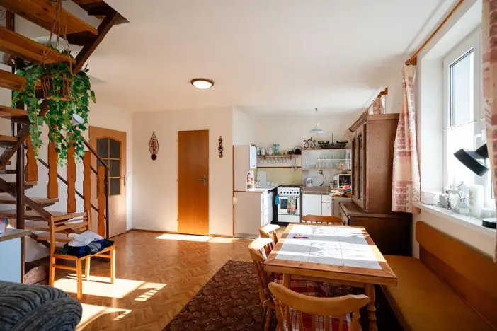 Prodej rodinného domu, Římov, 195 m2