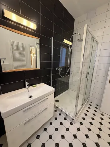 Pronájem bytu 2+kk, Praha - Žižkov, Baranova, 58 m2