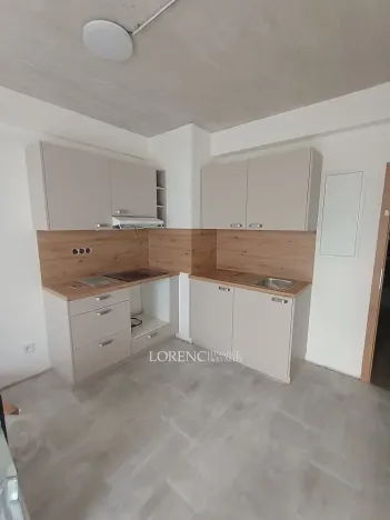 Pronájem bytu 2+kk, Veselí nad Moravou, náměstí Míru, 31 m2