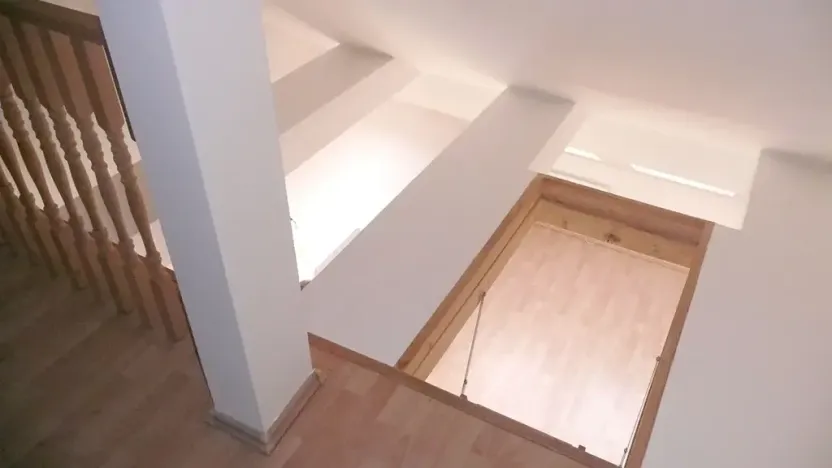 Pronájem bytu 1+kk, Praha - Vršovice, Tolstého, 31 m2